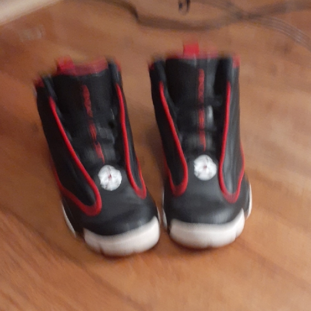 Jordan Kids Black and Red Sneakers